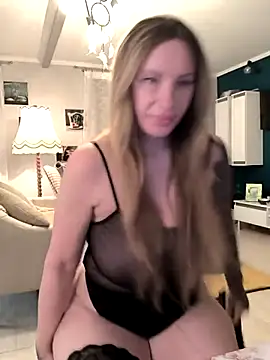 Snapshot of missjenn_x chatting on 3, 2, 2026 missjenn x online show from 3, 2, 2026