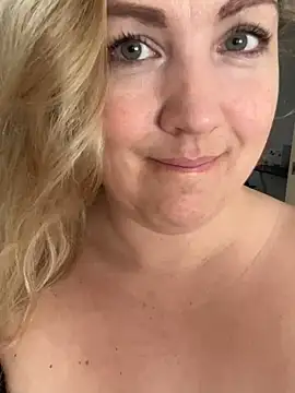 Snapshot of Anna_Alexa chatting on 12, 3, 2025 Anna Alexa online show from 12, 3, 2025