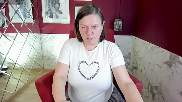 KellyPerfection online show from 16, 3, 2025