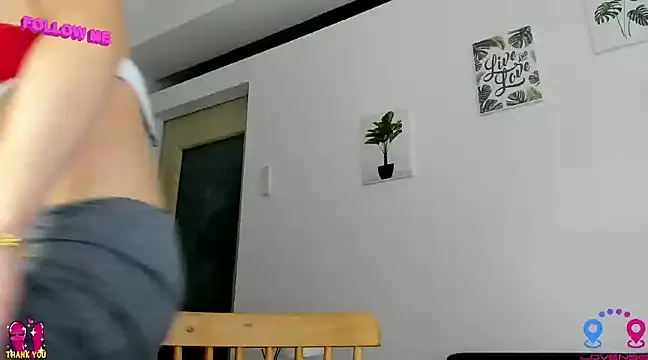 Snapshot of hottycrishina chatting on 7, 3, 2025 hottycrishina online show from 7, 3, 2025