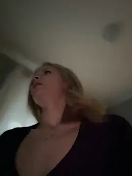 AnastasiaAniess online show from 19, 3, 2025