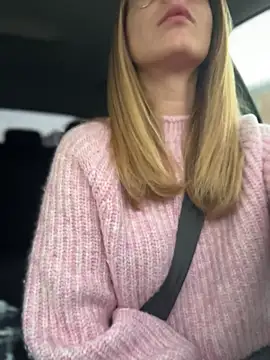 AnastasiaAniess online show from 6, 11, 2025