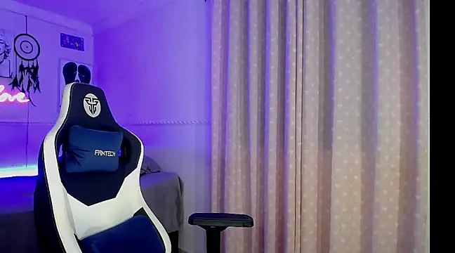 charlottesexxx online show from 12, 3, 2025