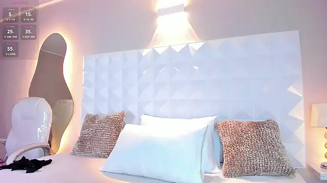 myax evans online show from 23, 12, 2024