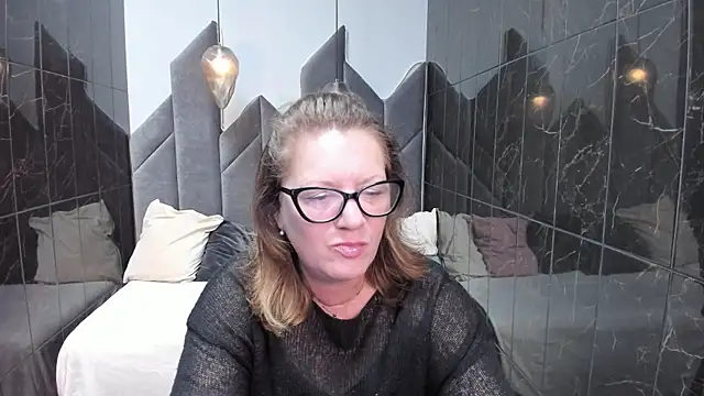 LeaPure online show from 28, 9, 2025