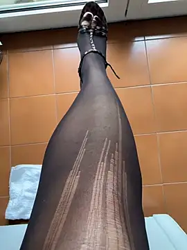 Wet-Pussycat online show from 13, 12, 2024