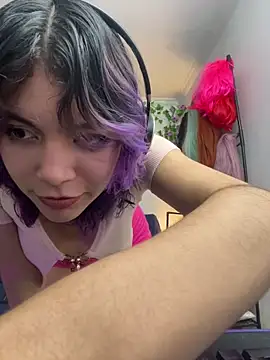 VaioletUwU online show from 18, 4, 2026