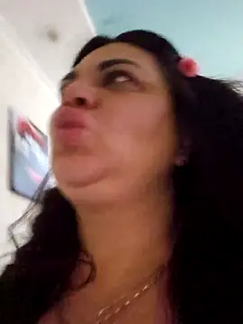 Snapshot of littleRikka chatting on 10, 10, 2025 littleRikka online show from 10, 10, 2025