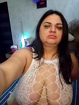 littleRikka online show from 12, 4, 2026