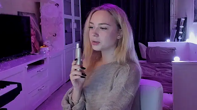 MaryDreaminess online show from 28, 9, 2025