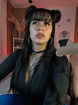 Tattooed spittingdoll online show from 31, 10, 2025