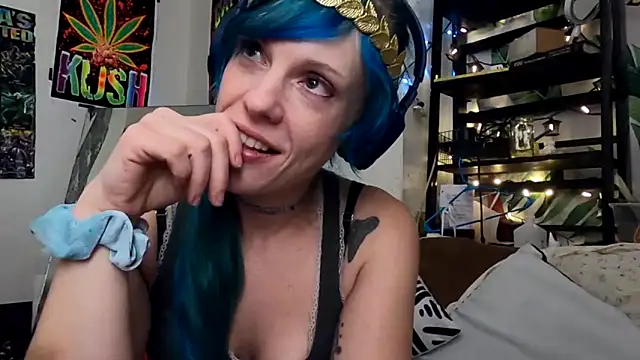 Snapshot of TheDaisyChaos chatting on 17, 11, 2025 TheDaisyChaos online show from 17, 11, 2025