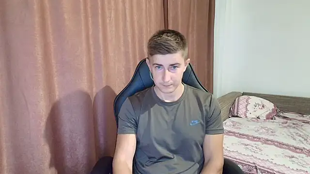 Todhorny9873 online show from 20, 2, 2025