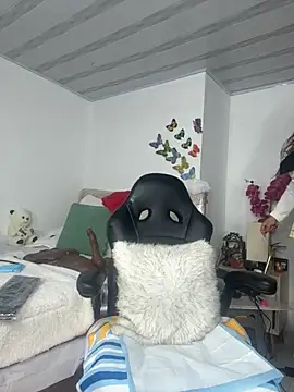 alexa fiore01 online show from 23, 9, 2025