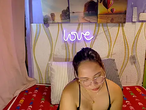 BURBERRY69 online show from 6, 3, 2026