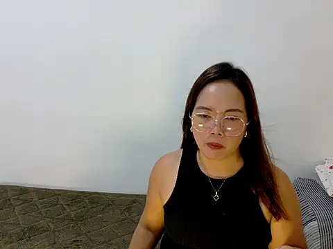 BURBERRY69 online show from 7, 4, 2026