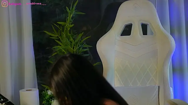 perfectt33n online show from 4, 12, 2024