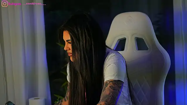 perfectt33n online show from 6, 12, 2024