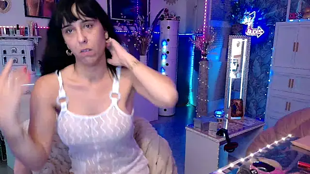 Snapshot of misscectito13 chatting on 4, 6, 2026 misscectito13 online show from 4, 6, 2026
