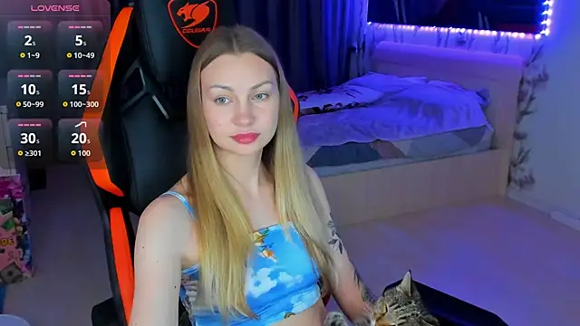Snapshot of BiMolly chatting on 28, 7, 2026 BiMolly online show from 28, 7, 2026