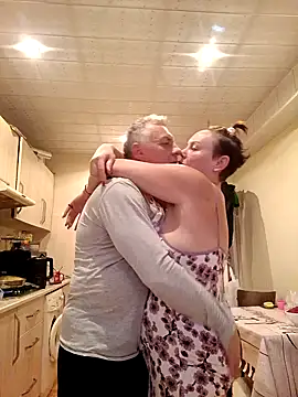  lady red  online show from 20, 1, 2025