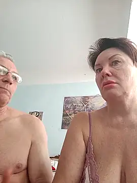  lady red  online show from 18, 3, 2025