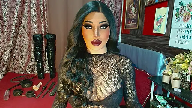 Snapshot of trixxielicious chatting on 17, 5, 2026 trixxielicious online show from 17, 5, 2026