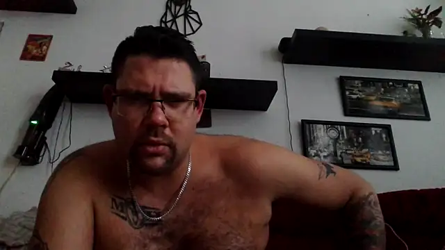 sexykevin17cm online show from 11, 2, 2026