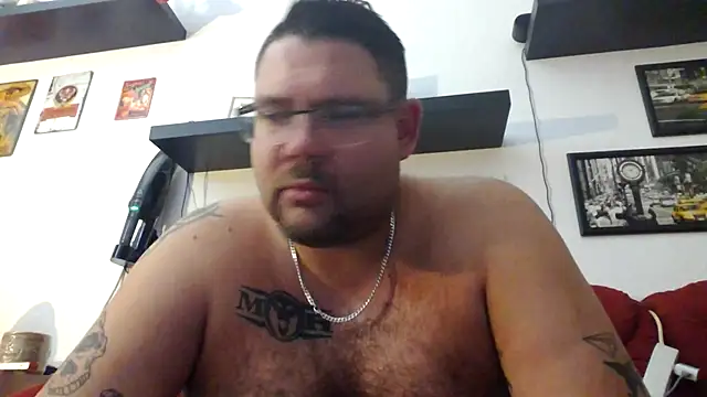 sexykevin17cm online show from 11, 4, 2026