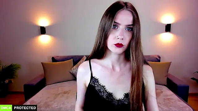 TheWoman   online show from 8, 9, 2025