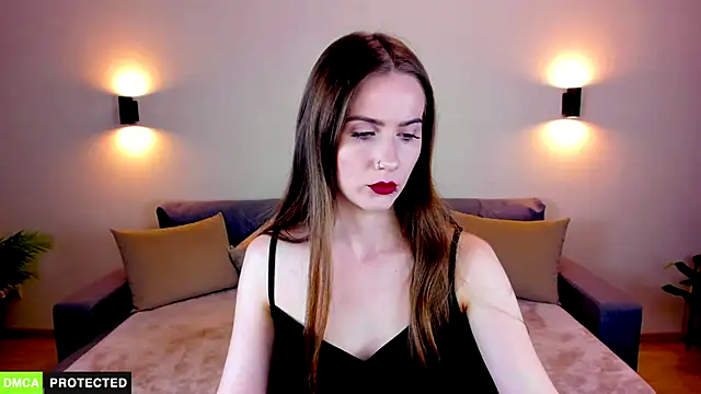 TheWoman   online show from 6, 10, 2025