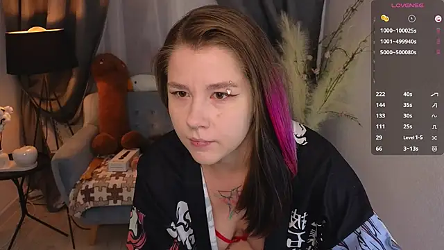 Mira Falls online show from 20, 9, 2025