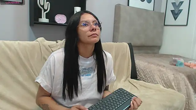 valevicious online show from 19, 2, 2025