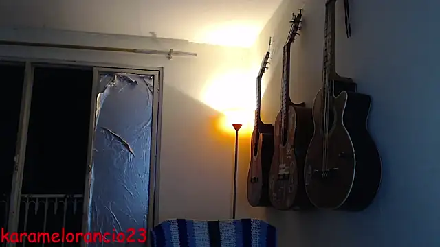 Smoke trip Alicia online show from 16, 9, 2025