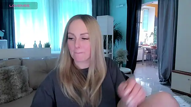 Libby Nora online show from 26, 1, 2025