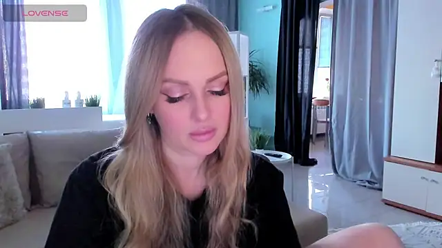 Libby Nora online show from 23, 3, 2025