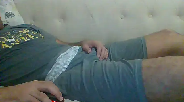 Snapshot of egyman2017 chatting on 10, 12, 2024 egyman2017 online show from 10, 12, 2024