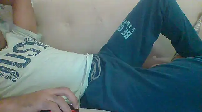 Snapshot of egyman2017 chatting on 20, 12, 2024 egyman2017 online show from 20, 12, 2024