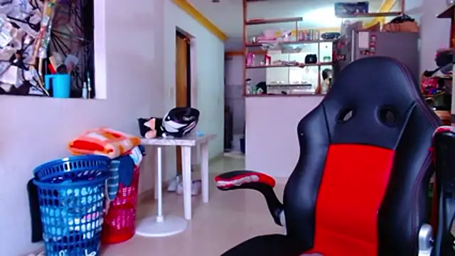 Snapshot of Lion_Grrr chatting on 9, 11, 2025 Lion Grrr online show from 9, 11, 2025