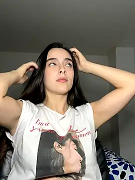 swrennn19 online show from 7, 10, 2025