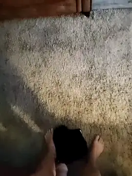 Snapshot of Muzz_2020 chatting on 4, 11, 2025 Muzz 2020 online show from 4, 11, 2025