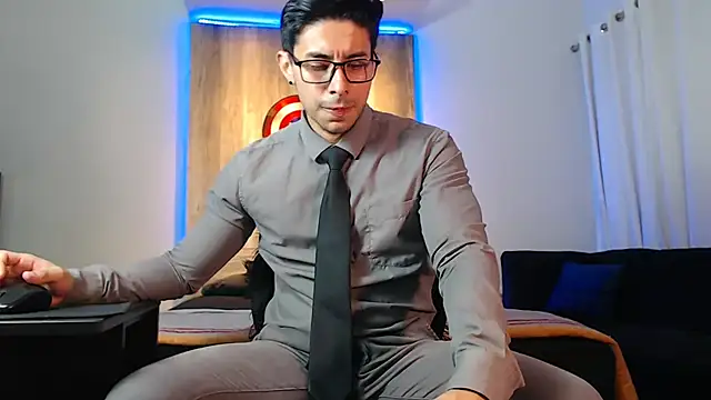 Andrew 4  online show from 5, 12, 2024