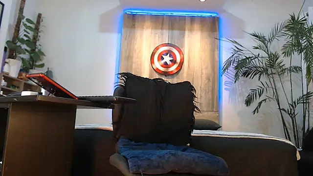 Snapshot of Andrew_4_ chatting on 25, 7, 2026 Andrew 4 online show from 25, 7, 2026