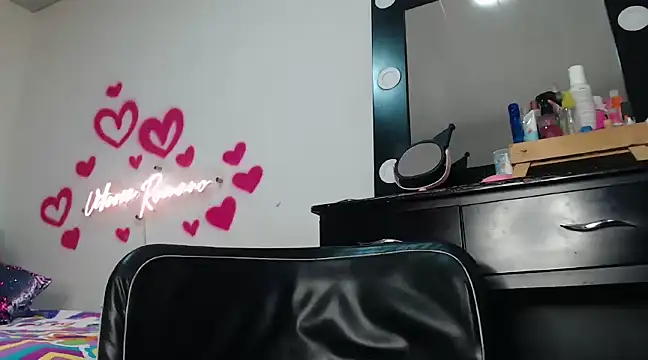 vittoriaromano online show from 23, 3, 2025