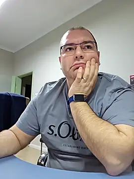 Andrew1900529 online show from 21, 1, 2025