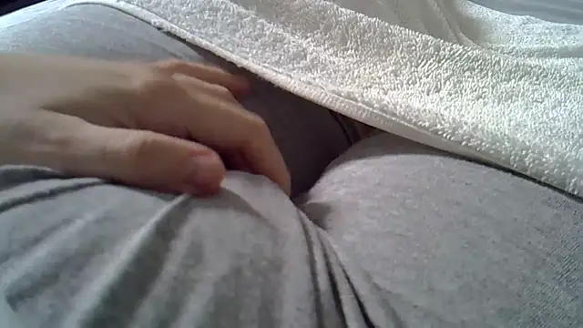 Snapshot of perescam chatting on 7, 4, 2026 perescam online show from 7, 4, 2026