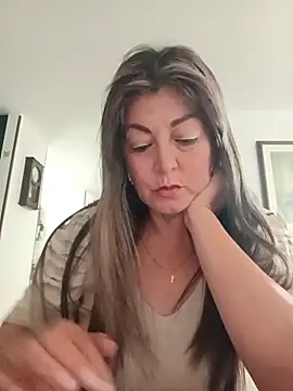 emma tour online show from 15, 4, 2026