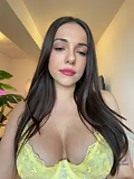 Snapshot of Rileysim88 chatting on 25, 4, 2026 Rileysim88 online show from 25, 4, 2026