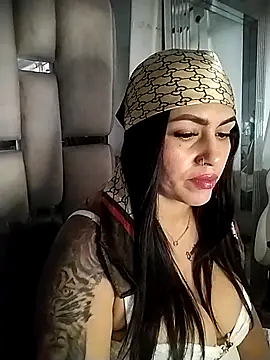 chelaqueen  online show from 19, 3, 2026