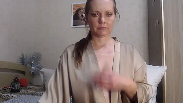 SheLion online show from 8, 12, 2024